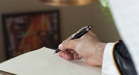 التكفل بالعمرة