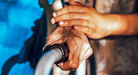 التكفل بالعمرة